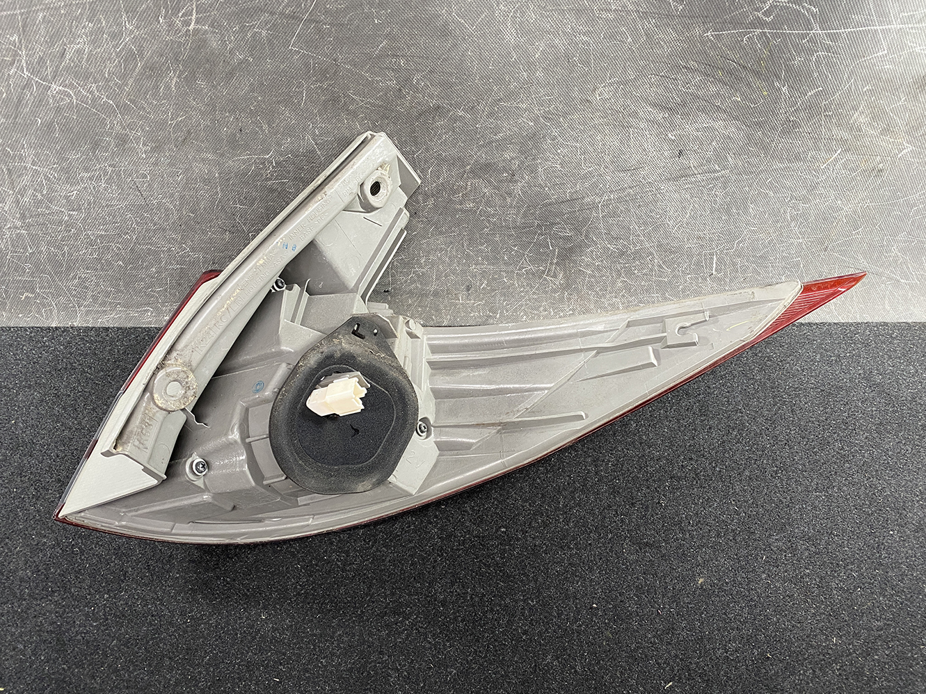 TOYOTA ESTIMA ACR50 Genuine Taillight ICHIKOH 28-193 Left Side x1 - Image 4