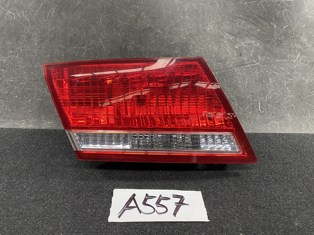 HONDA ODYSSEY RB3 RB4 Genuine Taillight Inner 132-22893 Left Side x1