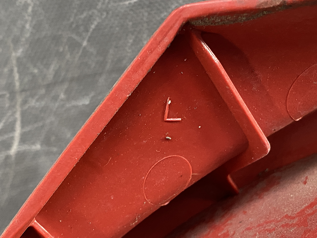 TOYOTA VITZ YARIS P90 P95 Taillight KOITO 52-142 Left Side x1 *DAMAGED* - Image 10