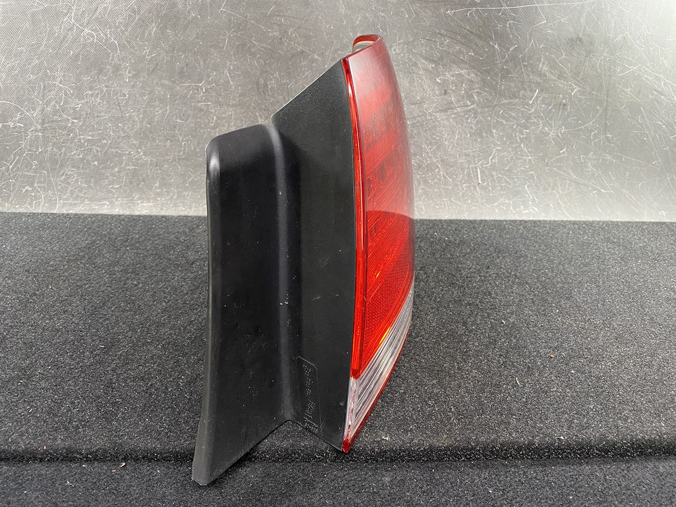 A575_4 TOYOTA CROWN GRS182 GRS183 Taillight ICHIKOH 30-303 Right Side x1 » NZ1.95 » JDM-PARTS NZ » JDM-PARTS NZ TOYOTA CROWN GRS182 GRS183 Taillight ICHIKOH 30-303 Right Side x1 » JDM-PARTS NZ