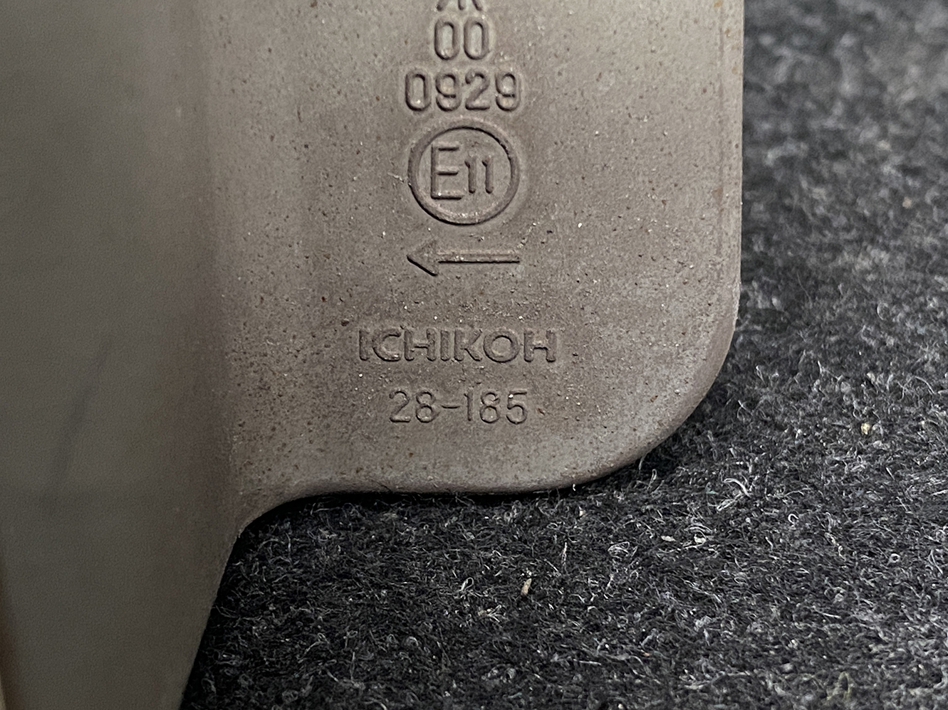 TOYOTA NOAH VOXY AZR60 AZR65 Taillight ICHIKOH 28-185 Left Side x1 - Image 5