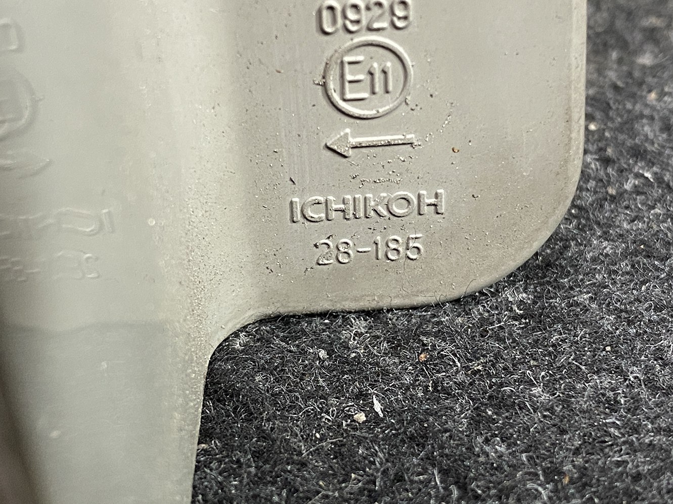 TOYOTA NOAH VOXY AZR60 AZR65 Taillight ICHIKOH 28-185 Left Side x1 - Image 5