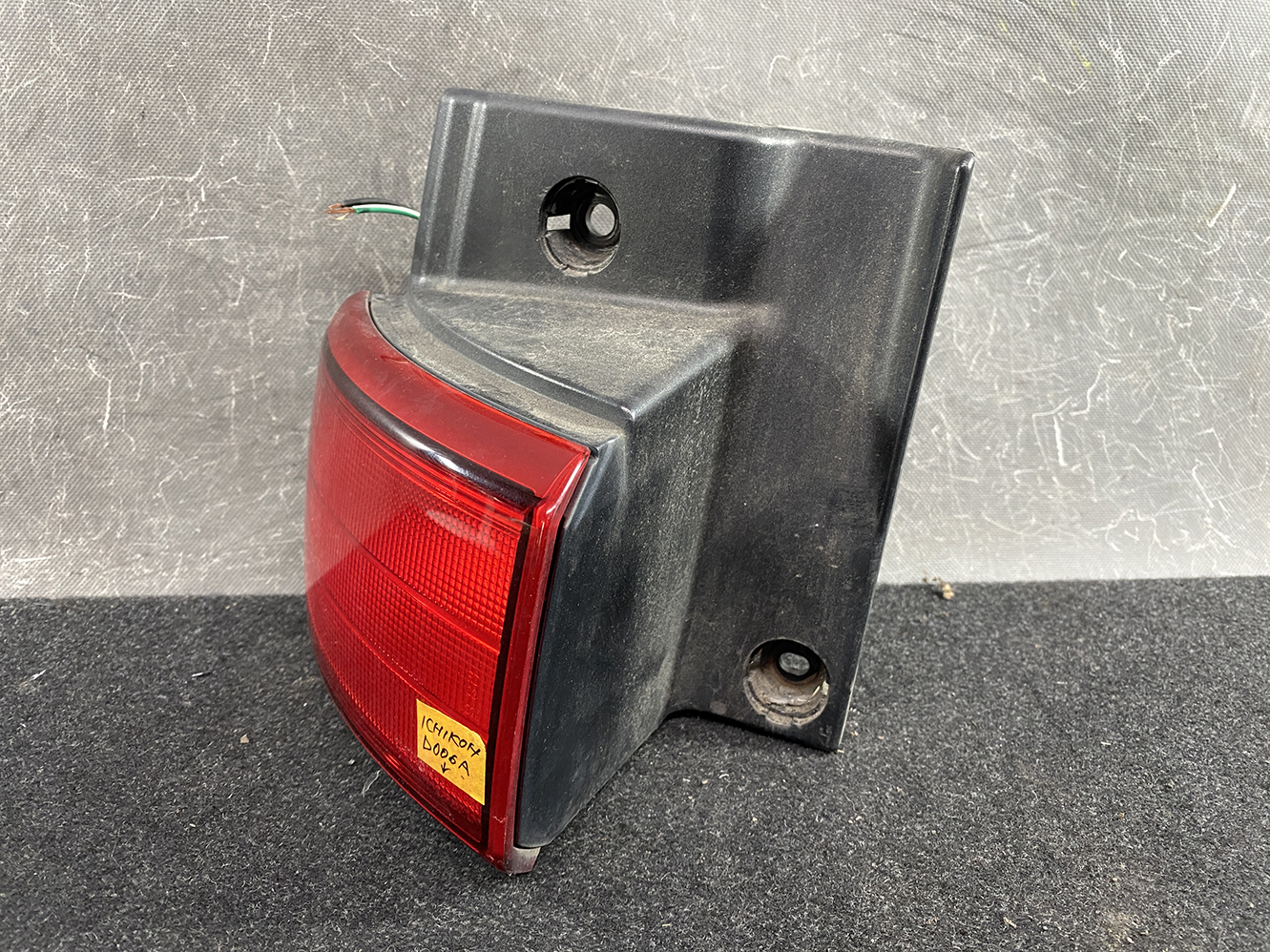 NISSAN ELGRAND E51 Taillight ICHIKOH D006 A Left Side x1 - Image 2