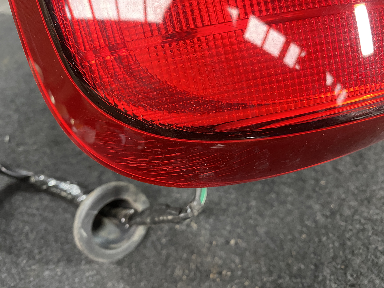 NISSAN ELGRAND E51 Taillight ICHIKOH D006 A Left Side x1 - Image 7