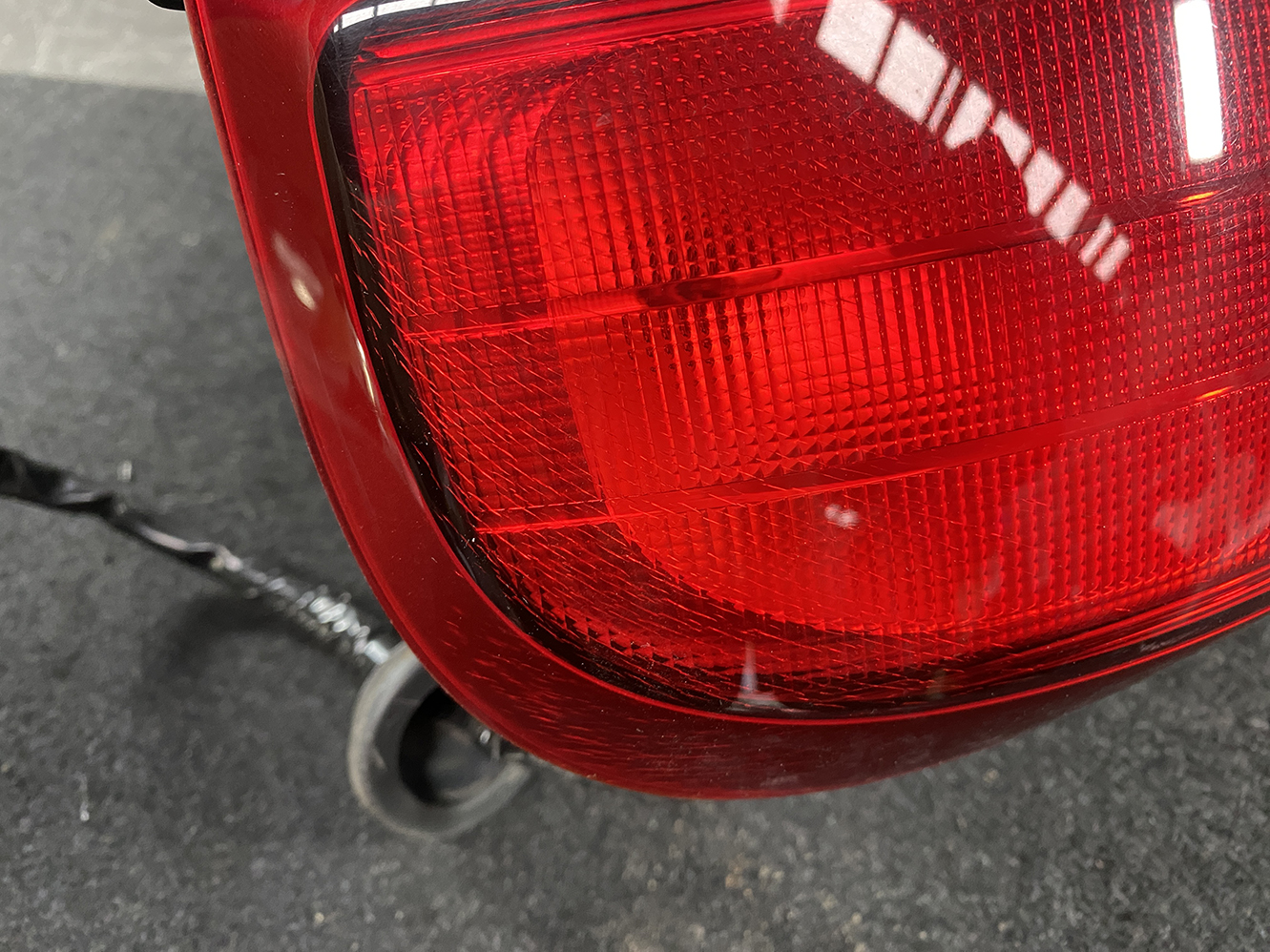 NISSAN ELGRAND E51 Taillight ICHIKOH D006 A Left Side x1 - Image 6