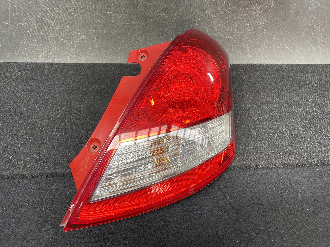 SUZUKI SWIFT ZC72S Genuine Taillight 5041 AL81.02 Right Side x1 - Image 2