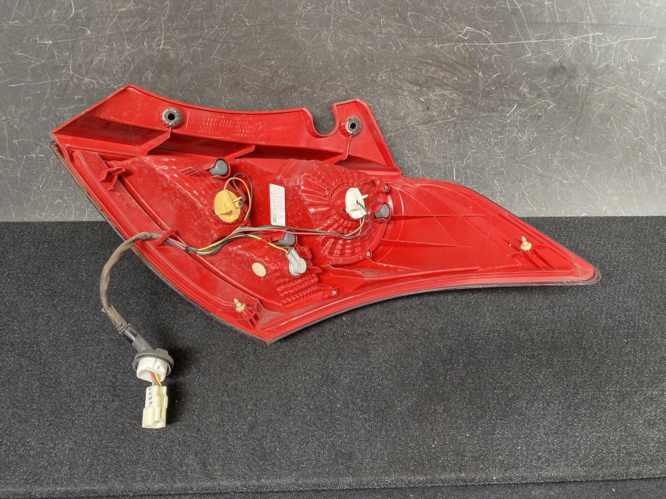 SUZUKI SWIFT ZC72S Genuine Taillight 5041 AL81.02 Left Side x1 - Image 4