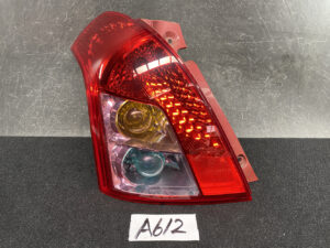 SUZUKI SWIFT ZC71S ZC11S ZD11S ZC31S Taillight 5696 S1-R Left Side x1
