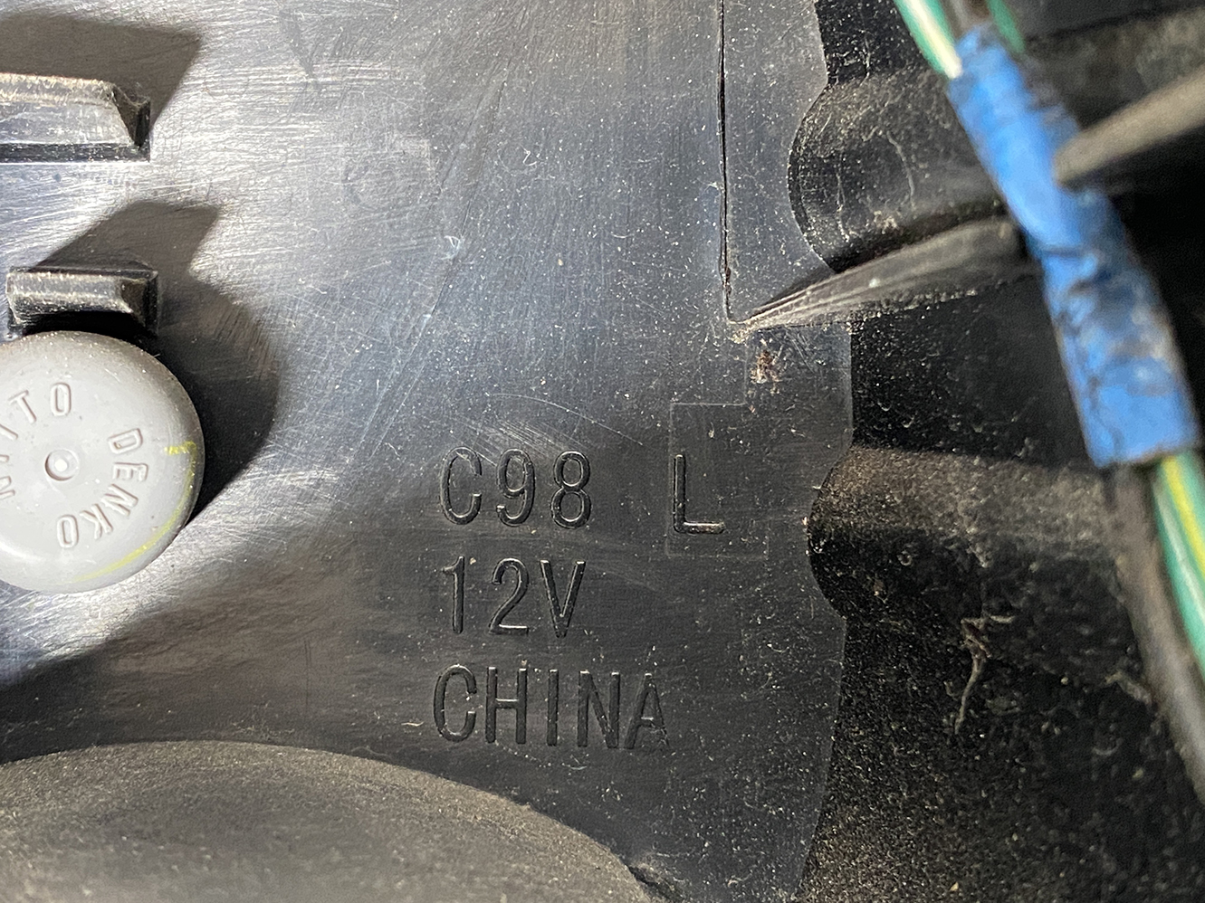 NISSAN NV200 VM20 M20 DELICA BVM20 Taillight T002 Left Side x1 - Image 8