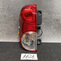 NISSAN NV200 VM20 M20 DELICA BVM20 Taillight T002 Left Side x1 *DAMAGED*