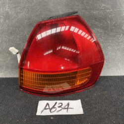 NISSAN AD VAN Y11 Genuine Taillight KOITO 220-24765 Right Side x1*DAMAGED*