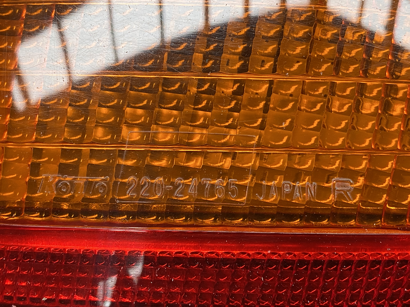 NISSAN AD VAN Y11 Genuine Taillight KOITO 220-24765 Right Side x1*DAMAGED* - Image 5