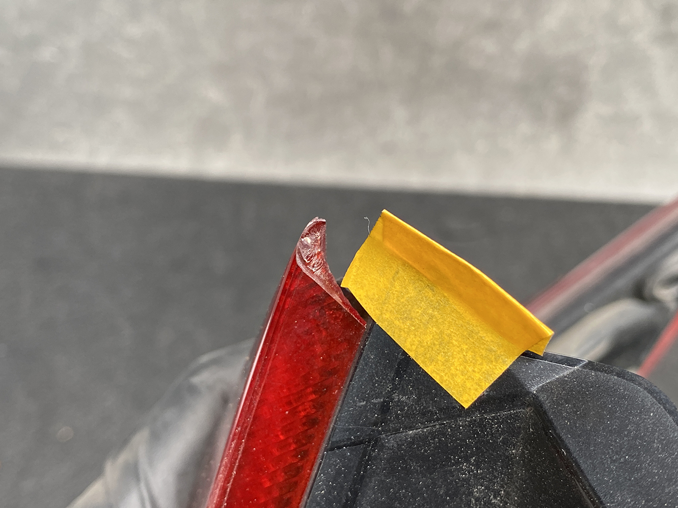 NISSAN NOTE / E12 Genuine Taillight / ICHIKOH D117 / Left Side x1 *DAMAGED* - Image 9