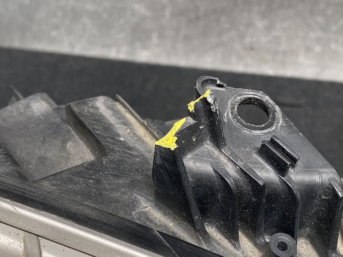 LEXUS GS GRS191 Genuine HID Headlight KOITO 30-321 Right Side x1 *DAMAGED* - Image 9