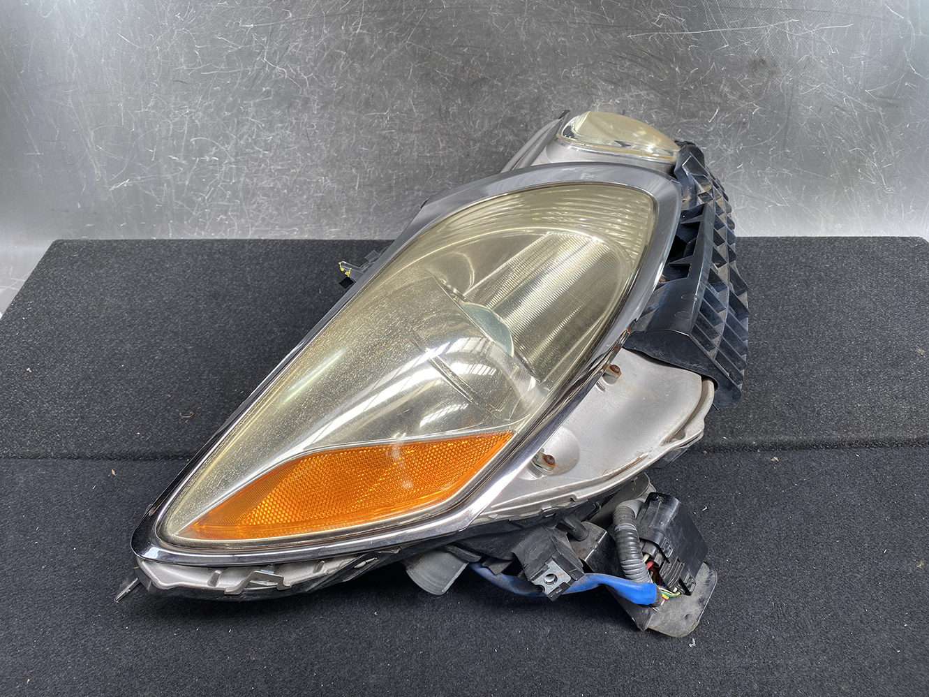 LEXUS GS GRS191 Genuine HID Headlight KOITO 30-321 Right Side x1 *DAMAGED* - Image 3