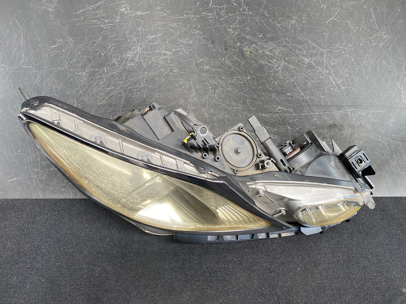LEXUS GS GRS191 Genuine HID Headlight KOITO 30-321 Right Side x1 *DAMAGED* - Image 4