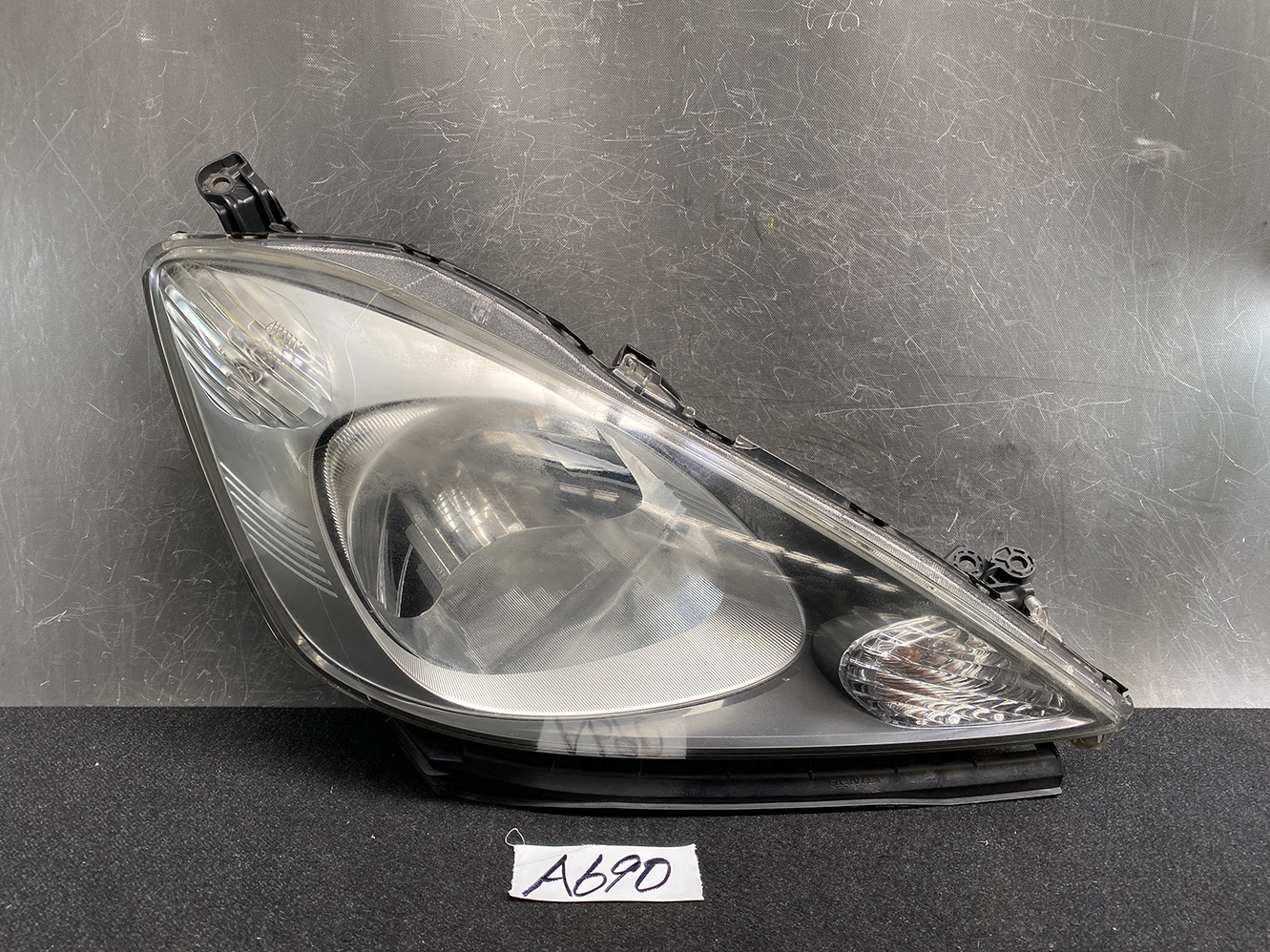HONDA FIT JAZZ GE6 GE7 GE8 GE9 Headlight P6865 Right Side x1