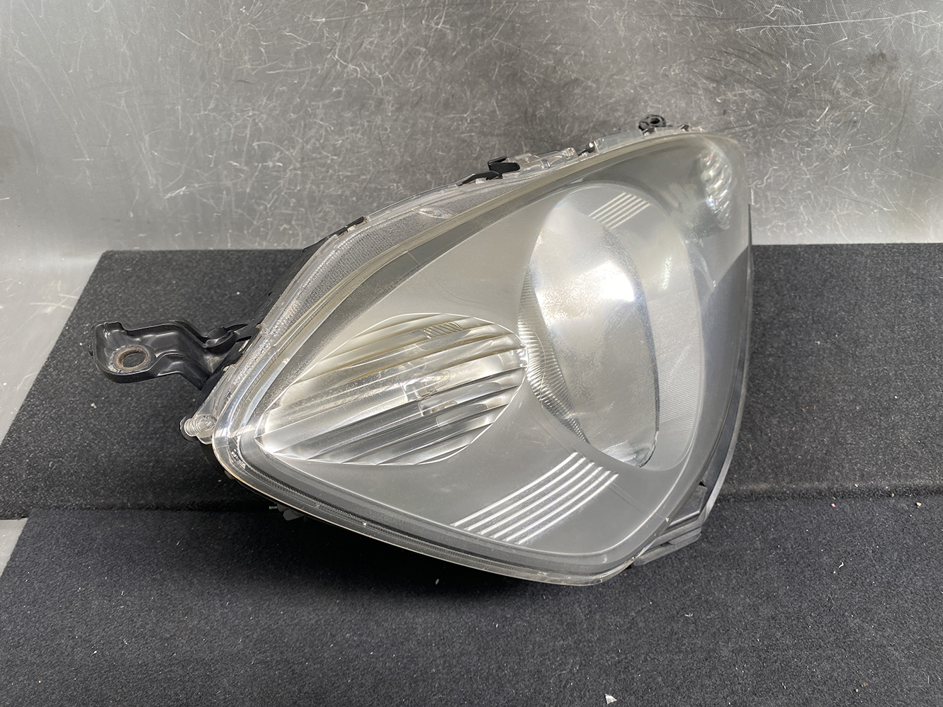 HONDA FIT JAZZ GE6 GE7 GE8 GE9 Headlight P6865 Right Side x1 - Image 3