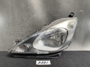 HONDA FIT JAZZ GE6 GE7 GE8 GE9 Headlight P6865 Left Side x1