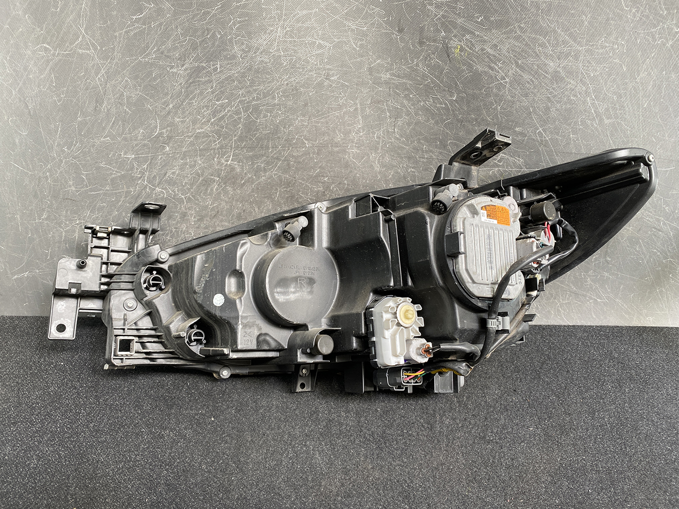 MAZDA 6 ATENZA GJ Genuine Headlight KOITO 100-41941 Right Side x1 - Image 6