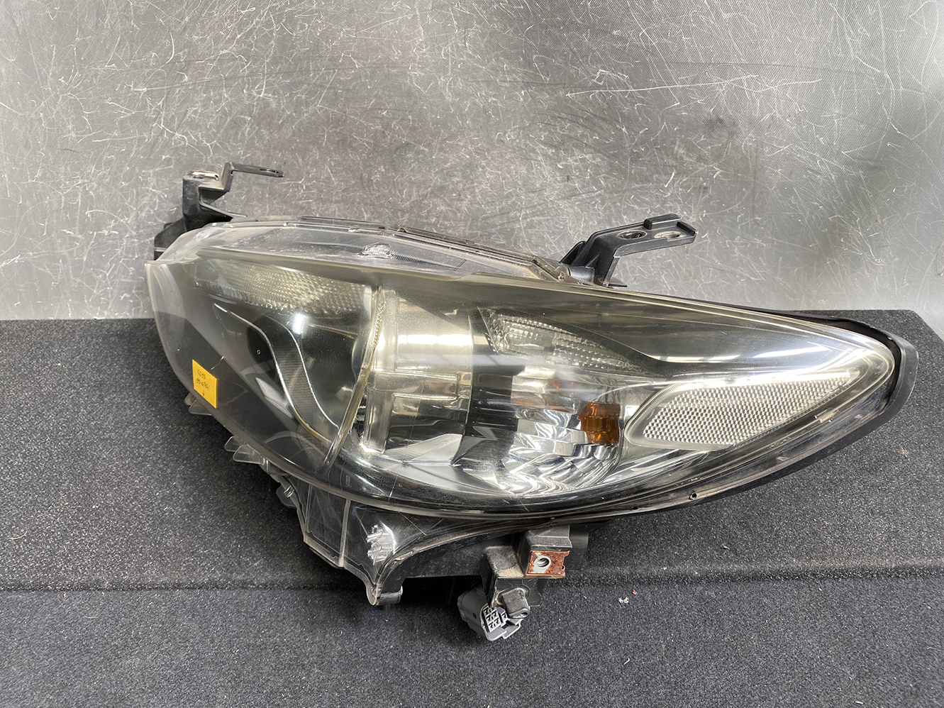 MAZDA 6 ATENZA GJ Genuine Headlight KOITO 100-41941 Left Side x1 - Image 3