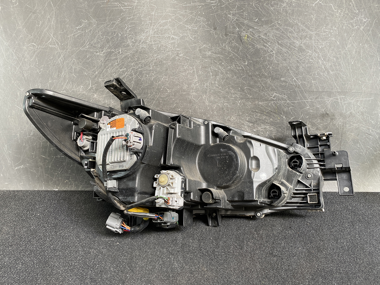 MAZDA 6 ATENZA GJ Genuine Headlight KOITO 100-41941 Left Side x1 - Image 6