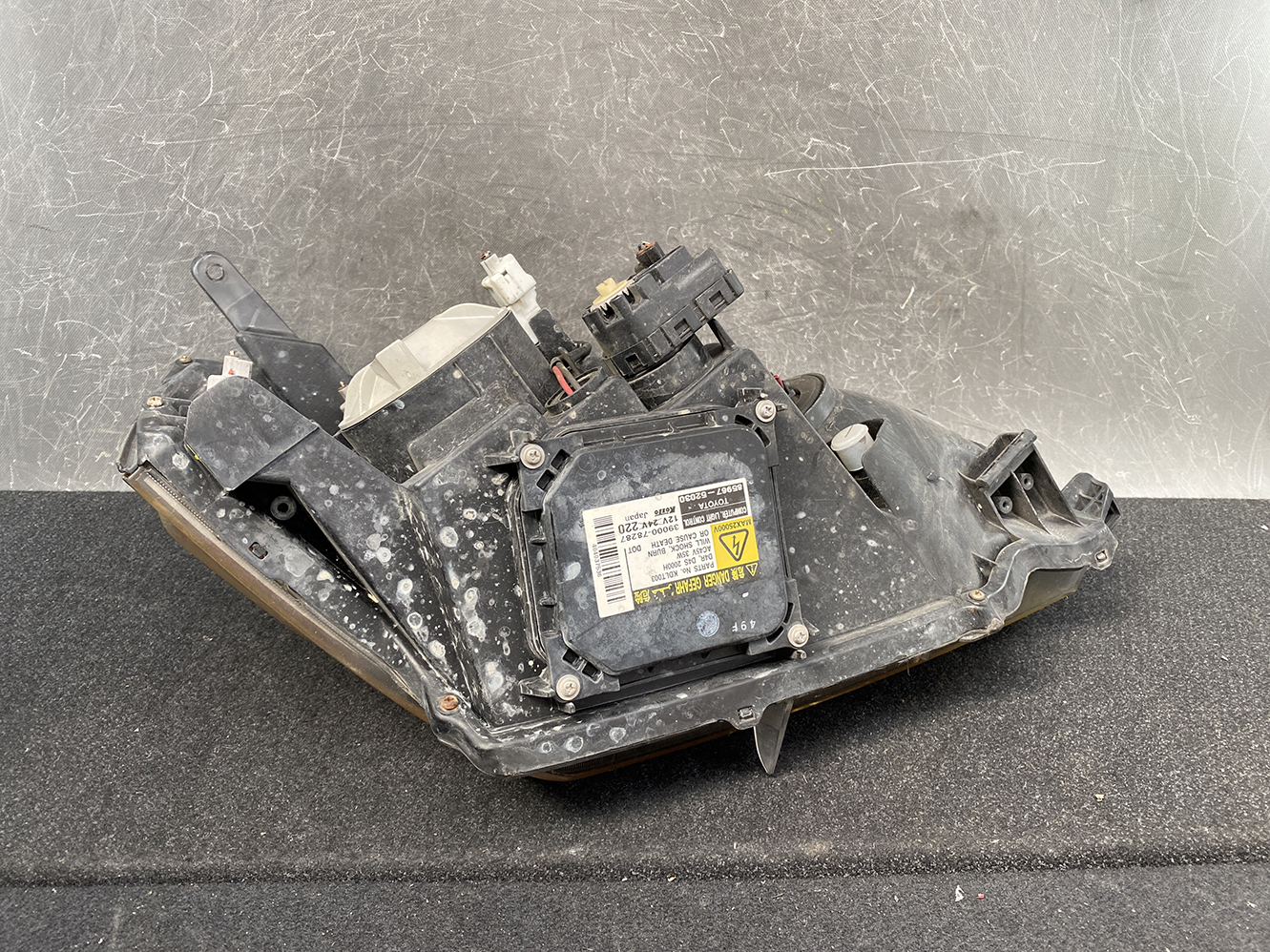 TOYOTA NOAH VOXY AZR60 AZR65 Headlight 28-183 Left Side x1 - Image 5