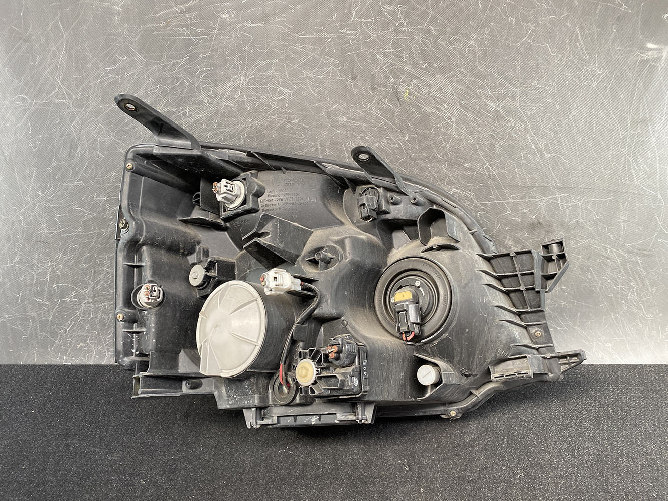 TOYOTA NOAH VOXY AZR60 AZR65 Headlight 28-183 Left Side x1 - Image 6