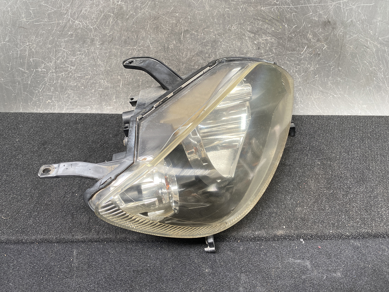 MAZDA 2 DEMIO DY Genuine Headlight STANLEY P1919 Right Side x1 - Image 3