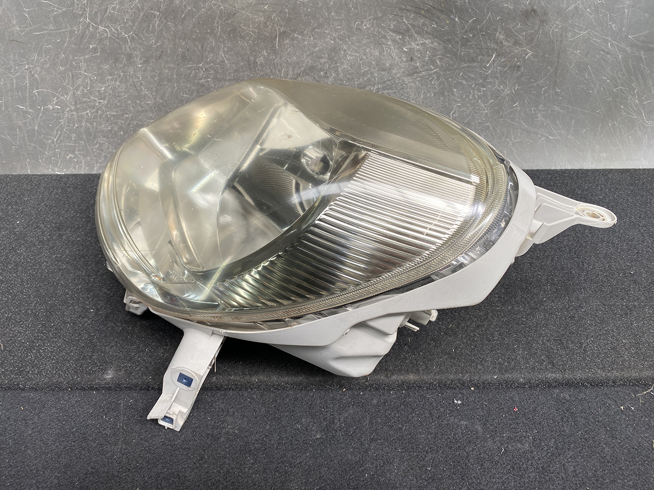 TOYOTA PASSO KGC30 DAIHATSU BOON M600S Headlight 100-51398 Left Side x1 - Image 3