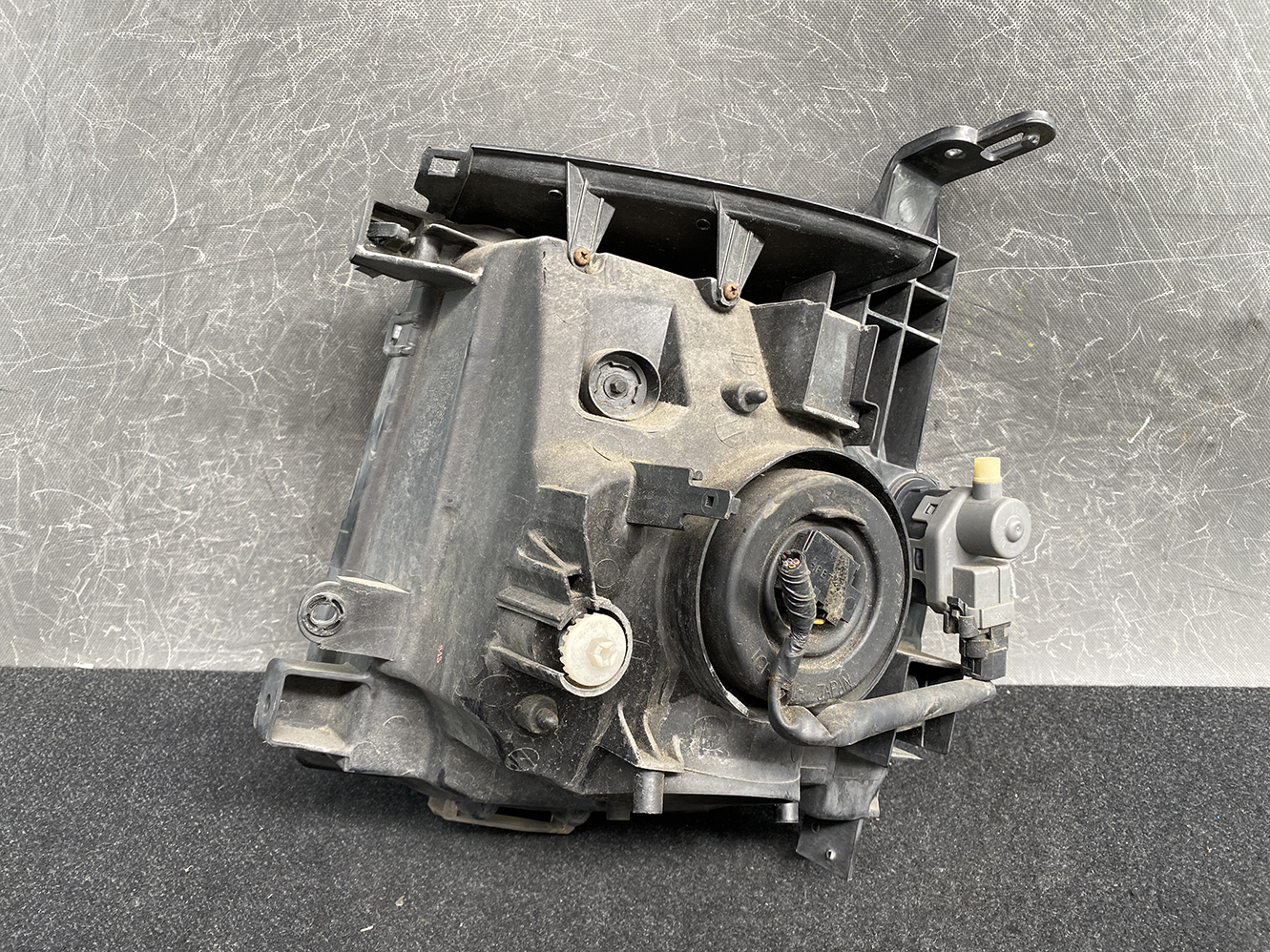 NISSAN CUBE Z11 Genuine Headlight ICHIKOH 1768 Right Side x1 - Image 6