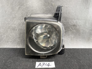 NISSAN CUBE Z11 Genuine Headlight ICHIKOH 1768 Left Side x1