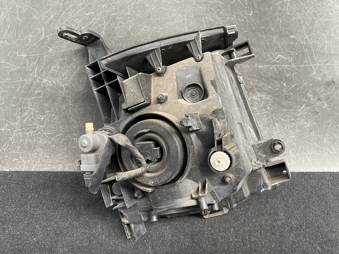 NISSAN CUBE Z11 Genuine Headlight ICHIKOH 1768 Left Side x1 - Image 6