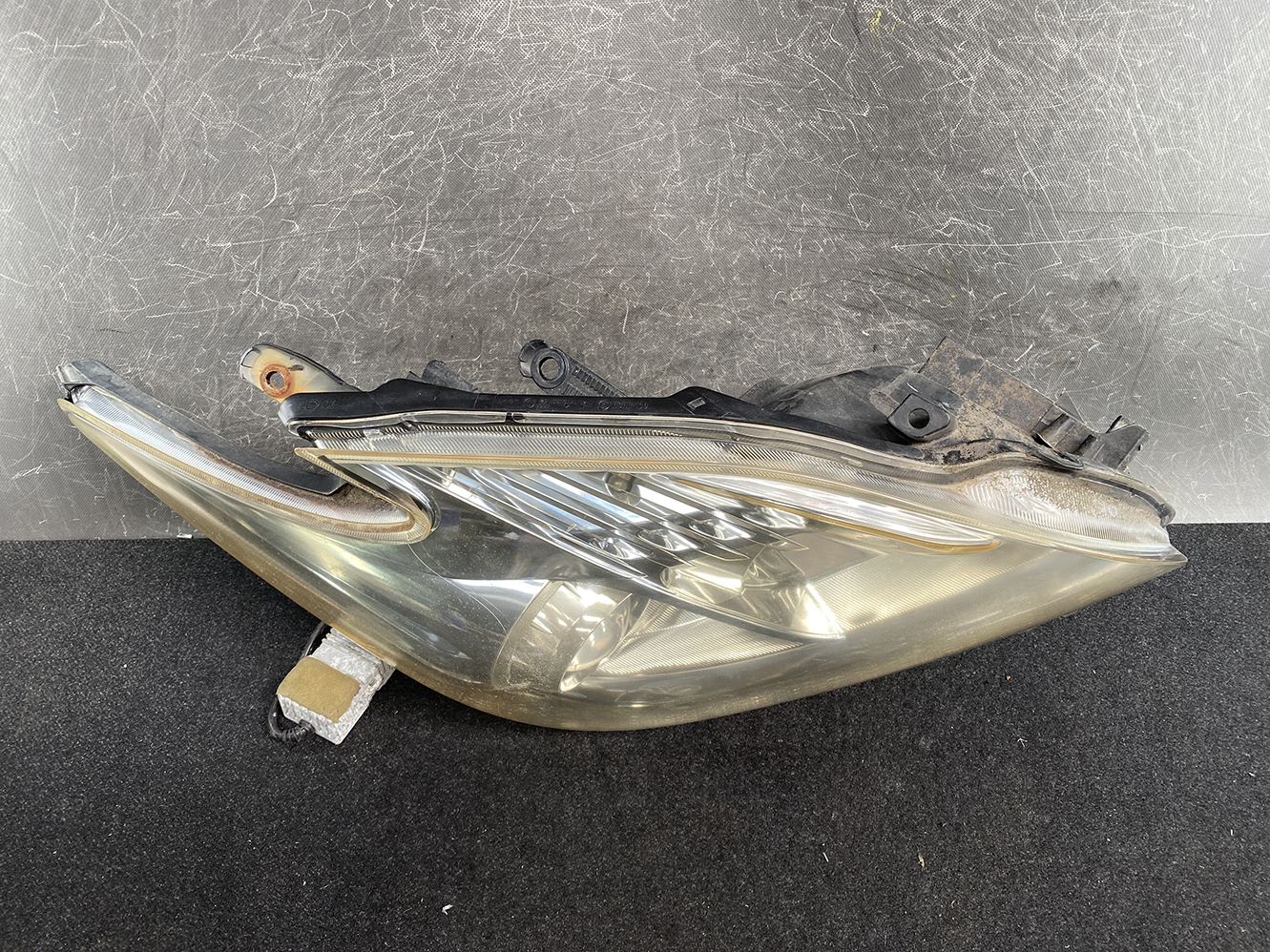 TOYOTA PRIUS ZVW30 ZVW35 Headlight 47-29 After Market LED Right & Left - Image 5