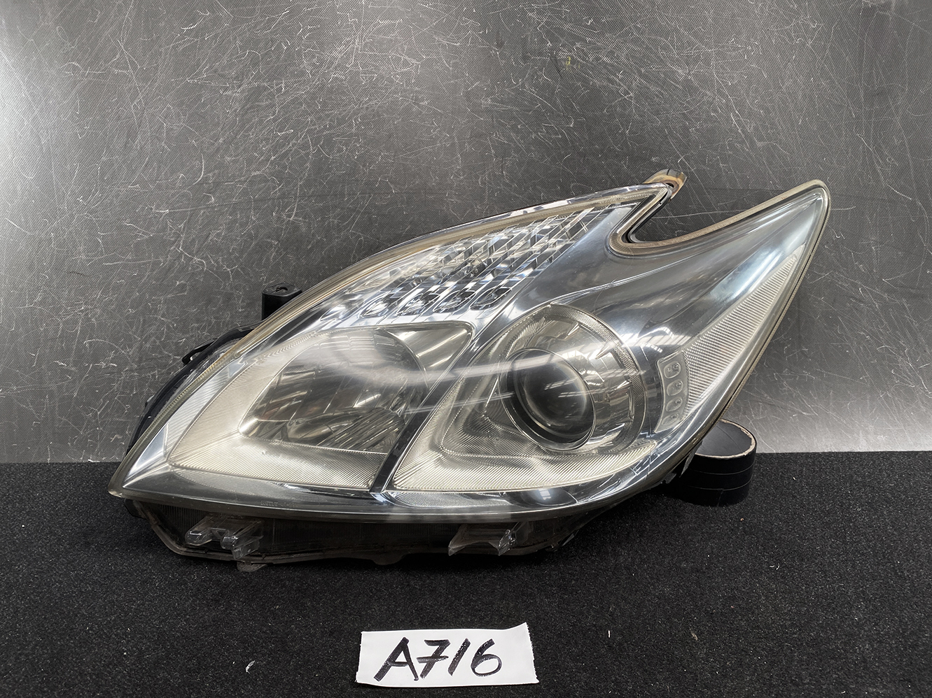 TOYOTA PRIUS ZVW30 ZVW35 Headlight 47-29 After Market LED Right & Left - Image 2