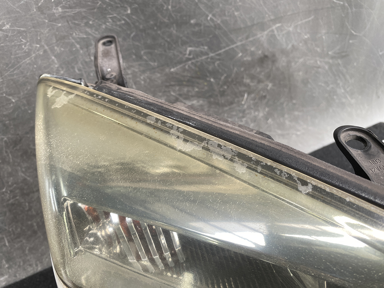 TOYOTA NOAH VOXY AZR60 AZR65 Headlight KOITO 28-182 Right Side x1 - Image 8