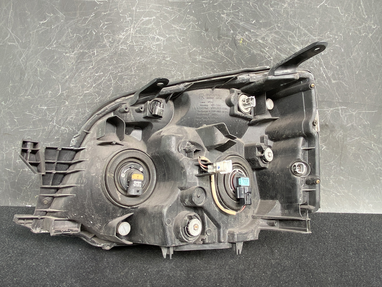 TOYOTA NOAH VOXY AZR60 AZR65 Headlight KOITO 28-182 Right Side x1 - Image 6