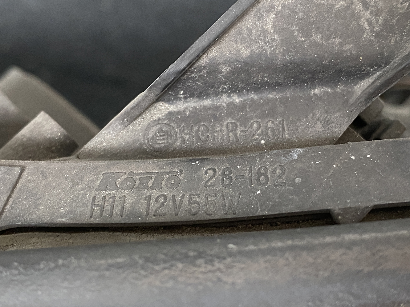 TOYOTA NOAH VOXY AZR60 AZR65 Headlight KOITO 28-182 Left Side x1 - Image 9