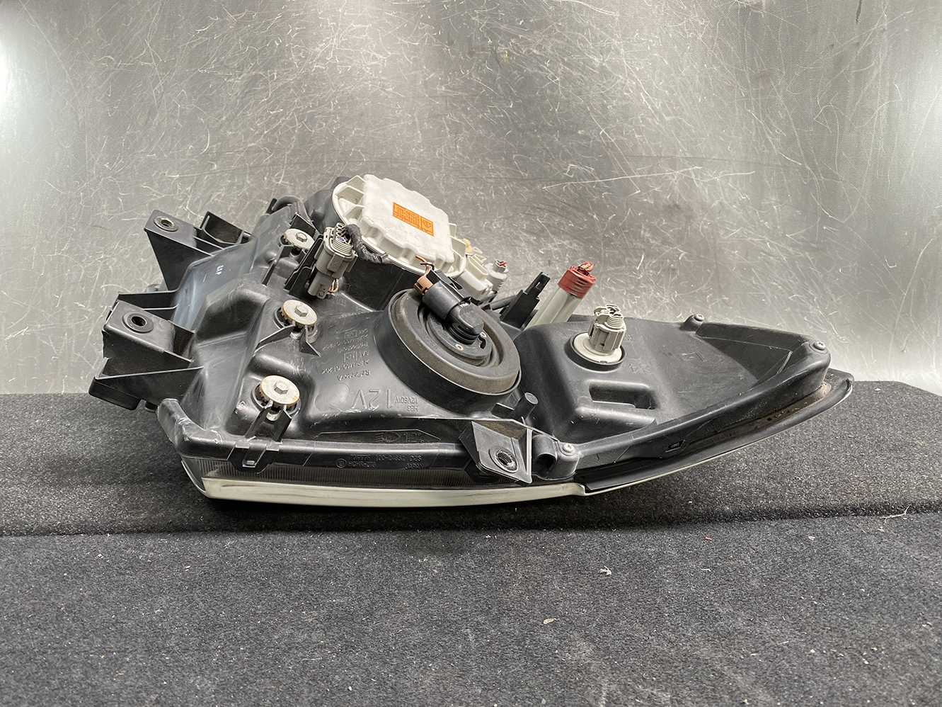 NISSAN ELGRAND E51 Genuine Headlight KOITO 100-24852 Left Side x1 - Image 4