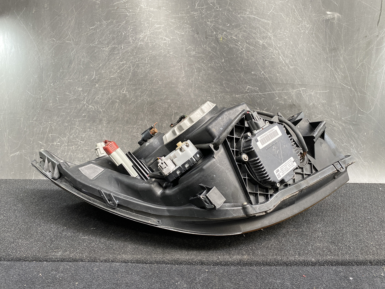 NISSAN ELGRAND E51 Genuine Headlight KOITO 100-24852 Left Side x1 - Image 5