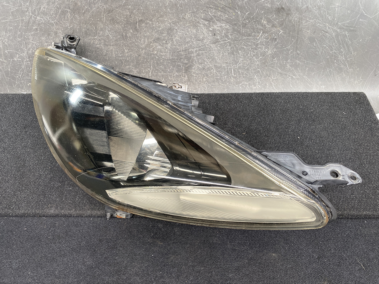 MAZDA 2 DEMIO DE Headlight STANLEY P6514,P7217,P9489 Left Side x1 - Image 3