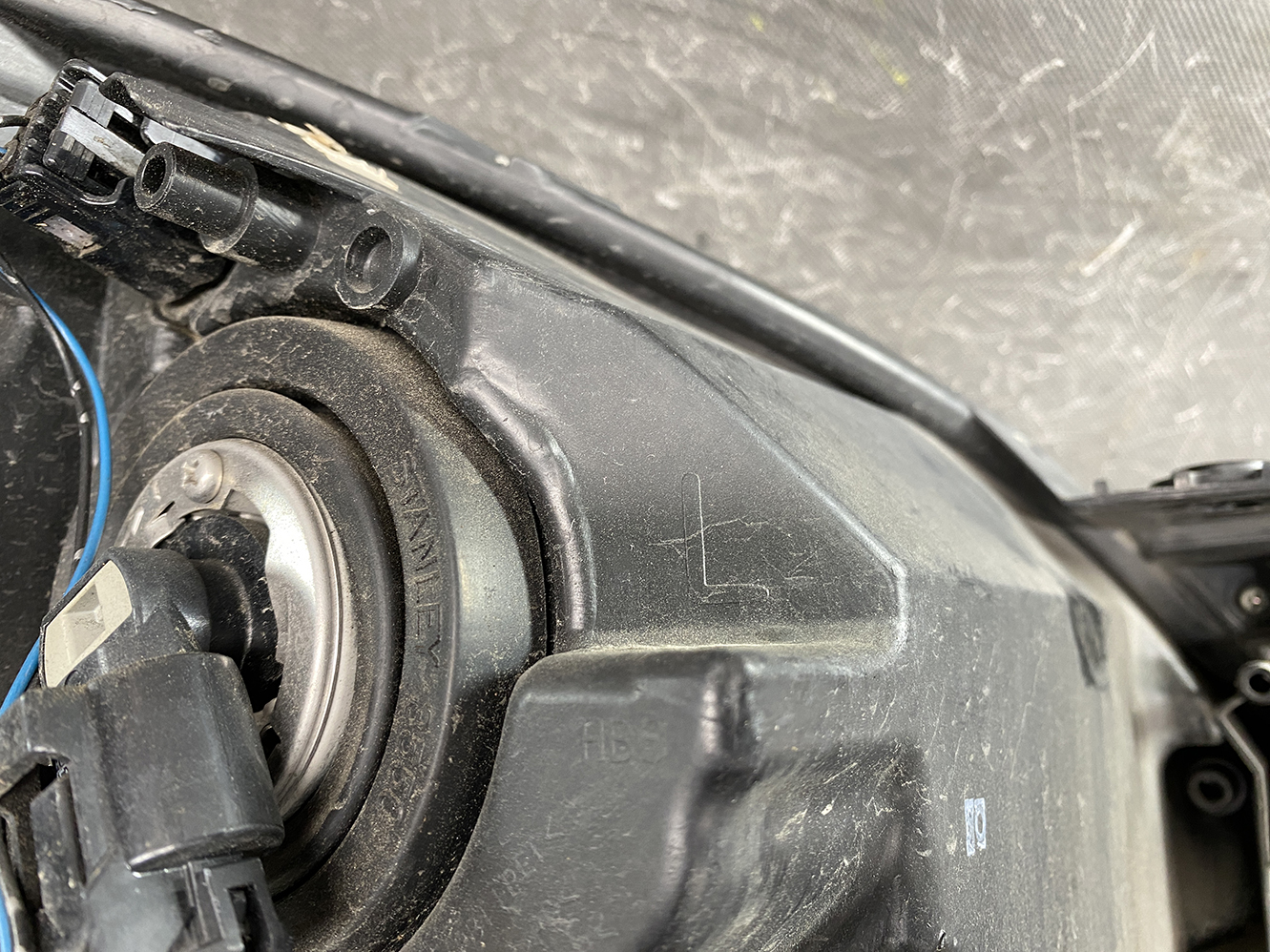 MAZDA PREMACY CW NISSAN LAFESTA Headlight STANLEY P9562 Left Side x1 - Image 8