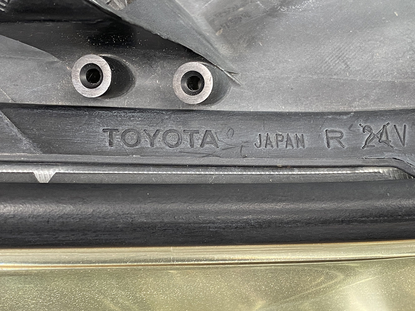 TOYOTA IPSUM ACM21 Genuine Headlight KOITO 44-31 Right Side x1 - Image 8