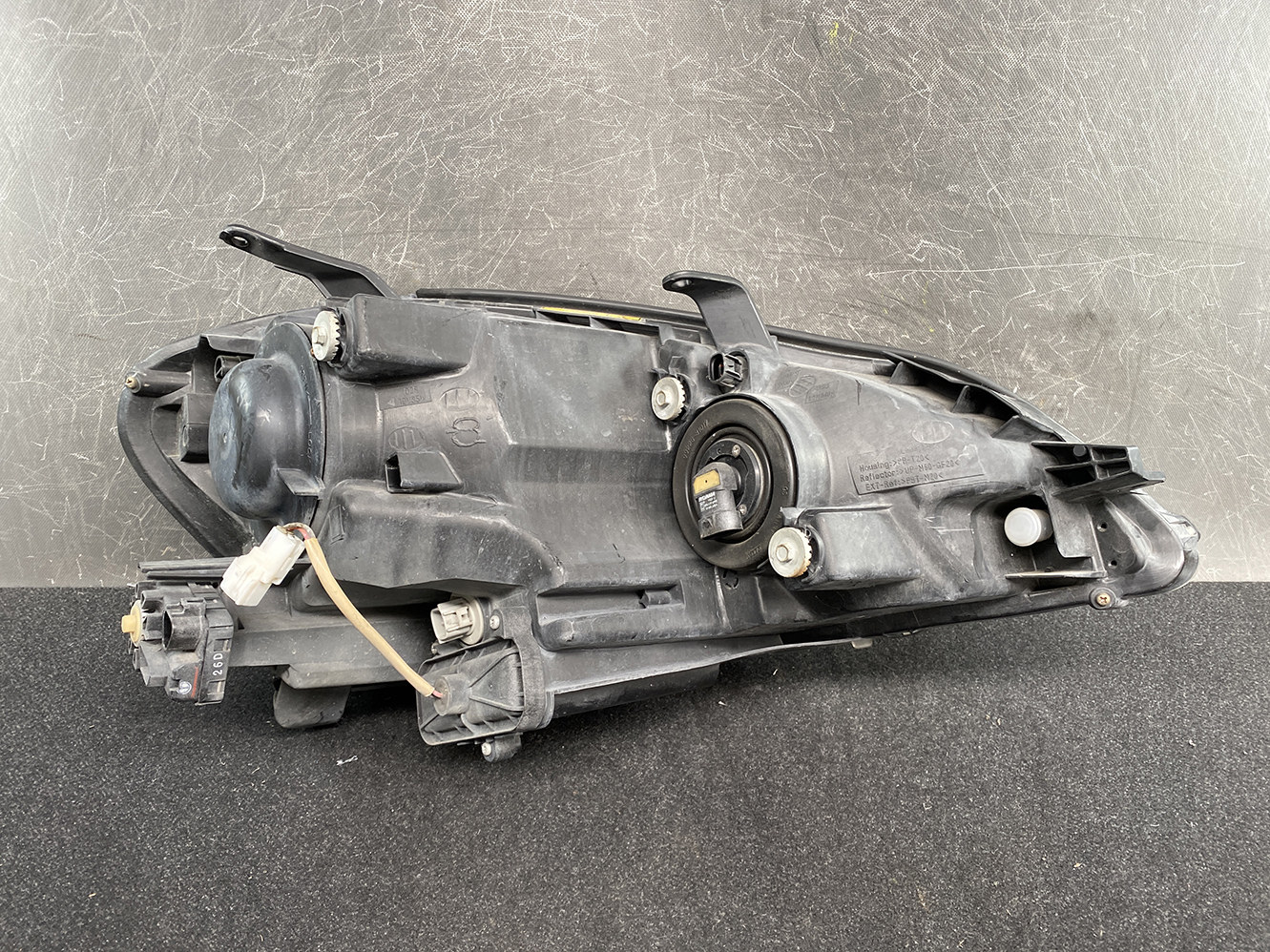 TOYOTA IPSUM ACM21 Genuine Headlight KOITO 44-31 Left Side x1 - Image 6