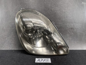 TOYOTA MR-S ZZW30 Genuine Headlight KOITO 17-40 Right Side x1