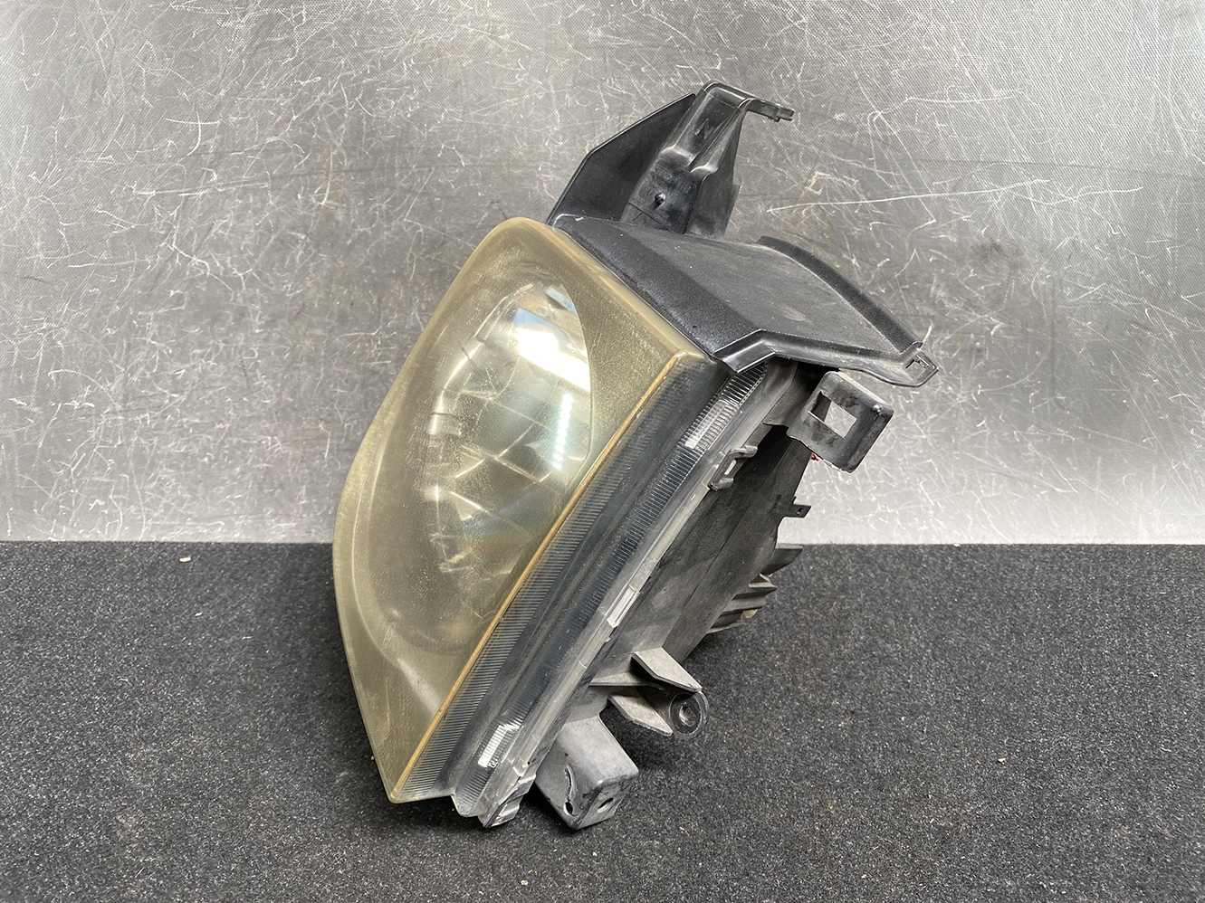 NISSAN CUBE Z11 Genuine Headlight ICHIKOH 1712 Right Side x1 - Image 2