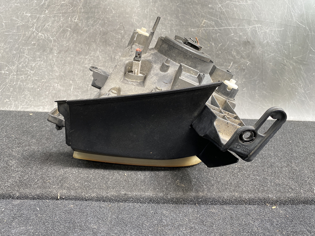 NISSAN CUBE Z11 Genuine Headlight ICHIKOH 1712 Left Side x1 - Image 4