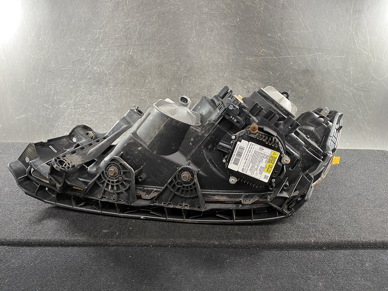 HONDA STEPWAGON RK HID Headlight KOITO 100-22013 Right Side x1 *DAMAGED* - Image 5