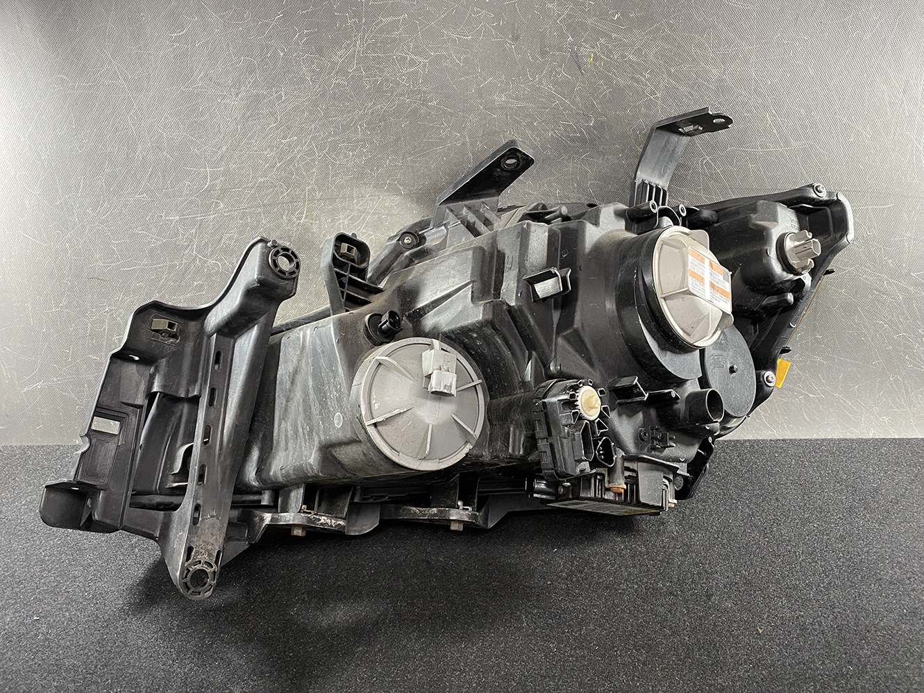 HONDA STEPWAGON RK HID Headlight KOITO 100-22013 Right Side x1 *DAMAGED* - Image 6