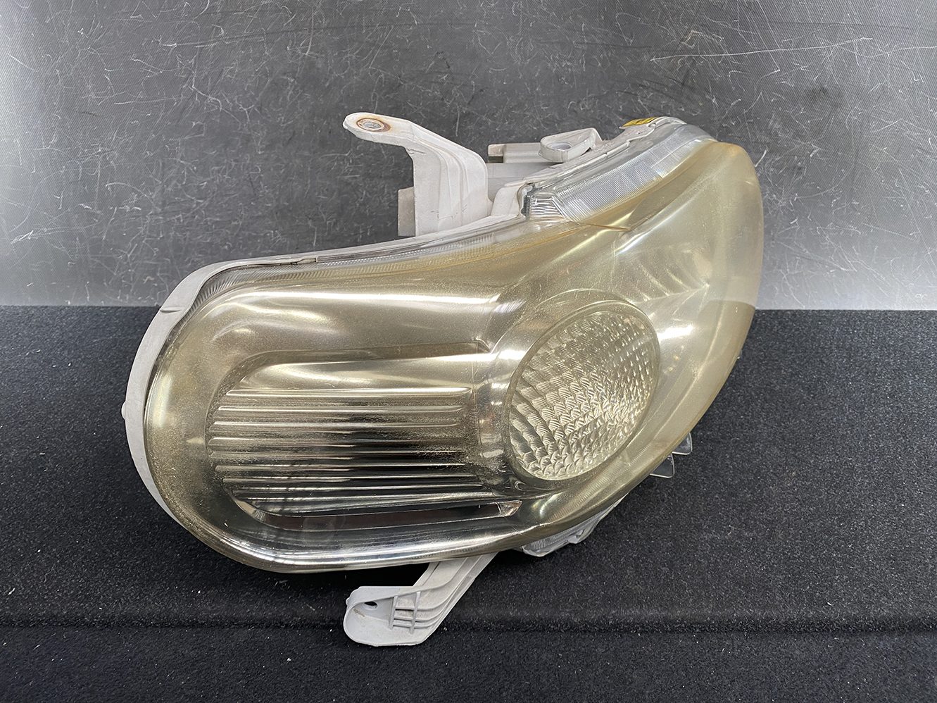 TOYOTA PORTE NNP10 NNP11 HID Headlight 52-129 Right Side x1 - Image 3